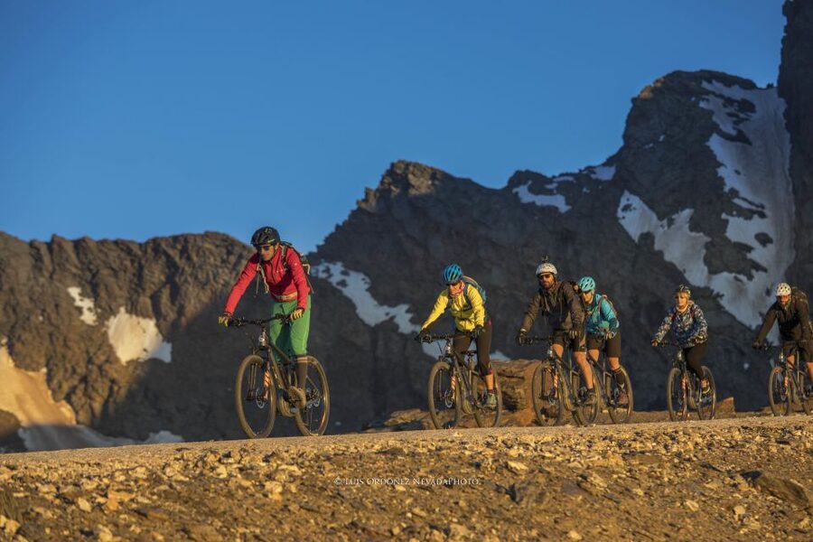 Sierra Nevada Small Group BIKE Tour - Bike choice: standard mountain bike or e-mountain bike