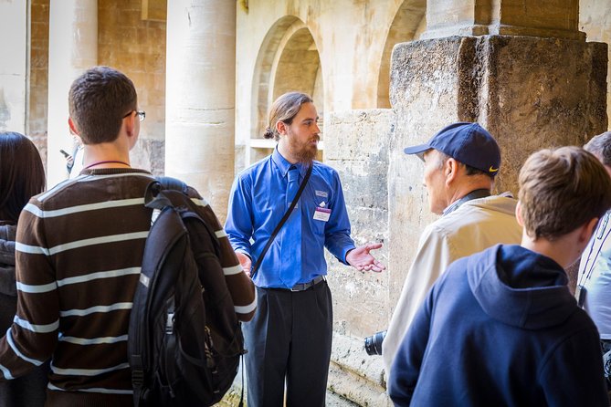 Skip the line: Alhambra Palace and Generalife Gardens Private Guided Tour - Nasrid Palaces walkthrough: Comares, Myrtles, Ambassadors, Lions