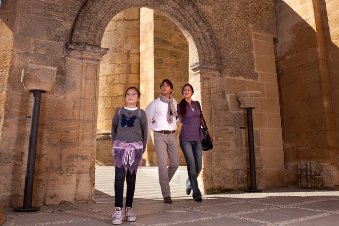 Skip the Line: Fortaleza de la Mota Admission Ticket - Your 1 to 2 hour walk-through at Fortaleza de la Mota
