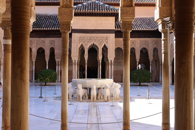 Small group visit to the Alhambra with tickets included - Logistics and pacing inside the Alhambra complex