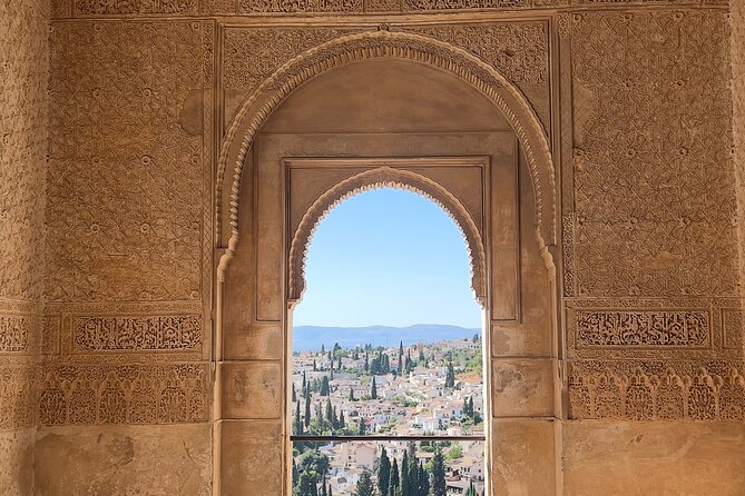Small group visit to the Alhambra with tickets included - Should you book this Alhambra tour?