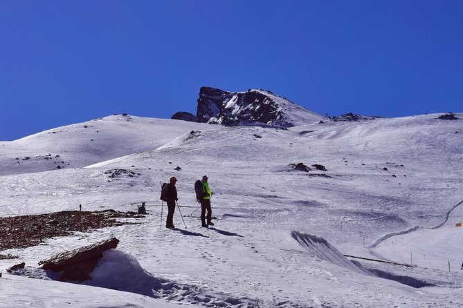 Snowshoe hiking in Sierra Nevada (Granada) - Sierra Nevada National Park time: walking on snowy trails changes everything