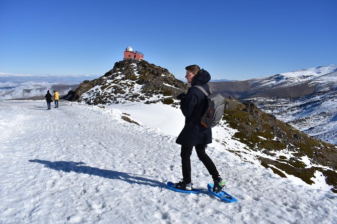 Snowshoe hiking in Sierra Nevada (Granada) - Pico del Veleta: the viewpoint payoff