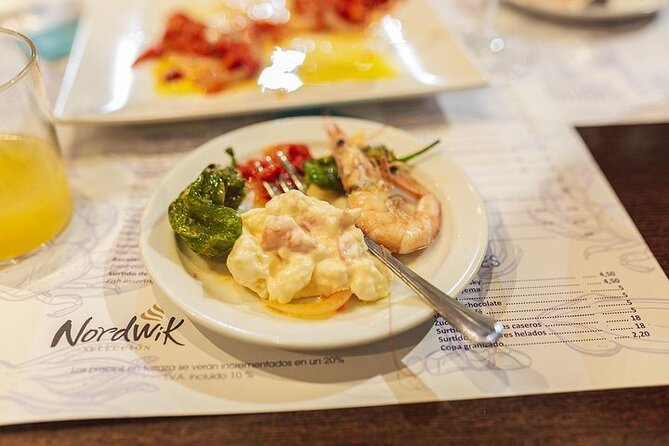 The Granada Evening Tapas Crawl by Food Lover Tour - What you actually eat: 10 dishes and 4 drinks (and why it’s the point)
