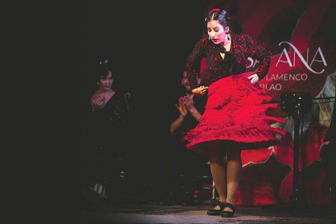 Traditional Flamenco Show at Tablao Casa Ana - What happens during the show: dance, song, and guitar in one hour