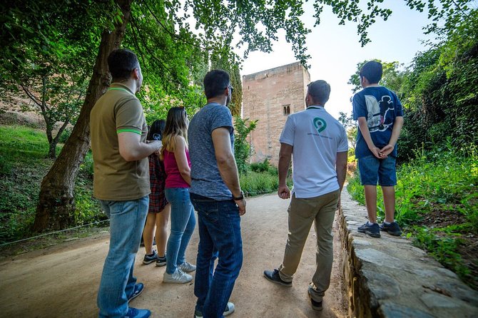 Water paths. Private adventure and history tour - Why Granada’s water story feels different on foot