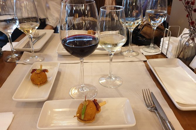 Wine Tasting in Granada - Learning the Spanish wine map through contrasts